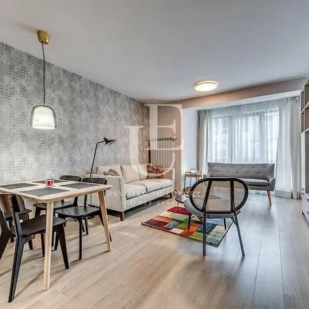 Apartment New York: A Spacious Modern With Parking Sofia